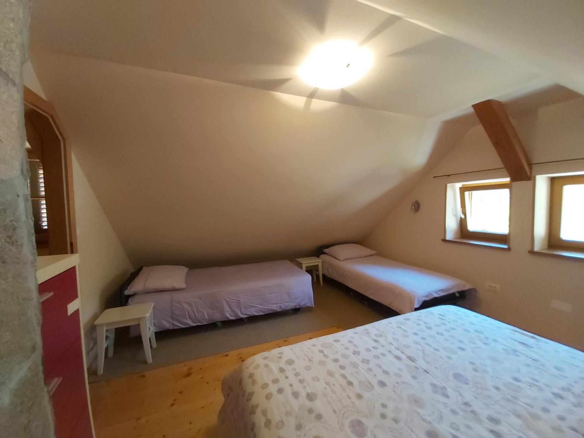 Appartement Pocitniska Hisa Pri Kustrcu à Grahovo ob Baci Extérieur photo